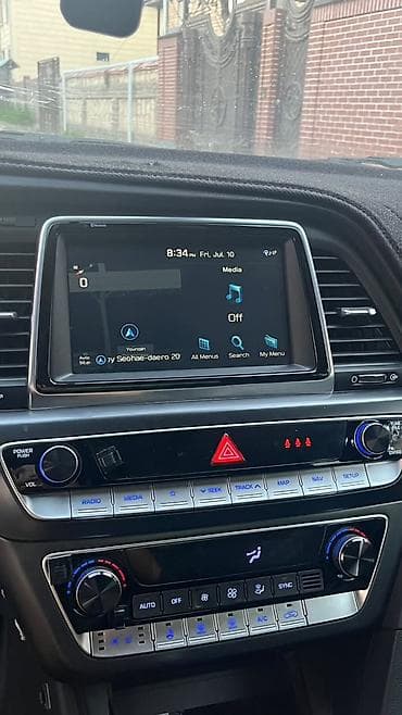 santa fe 4: Hyundai Sonata: 2023 г., 2 л, Автомат, Газ, Седан — 10