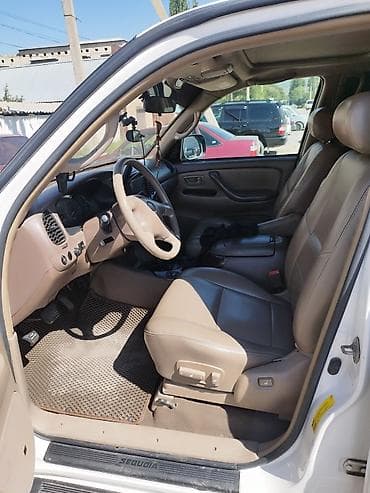 kaiyi e5: Toyota Sequoia: 2002 г., 4.7 л, Автомат, Газ, Внедорожник — 8