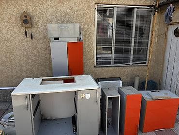 Кухонные гарнитуры: Кухонный гарнитур, Б/у, цвет - Оранжевый, ДСП, Самовывоз — 3