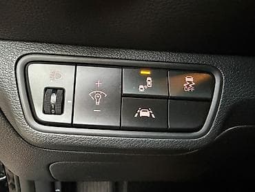 mazda cronos: Kia K3: 2019 г., Седан — 4