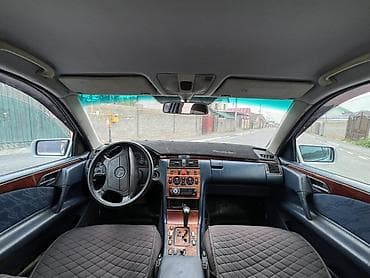 v class: Mercedes-Benz E-Class: 1999 г., 2.4 л, Автомат, Бензин, Седан — 7