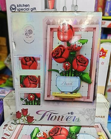 Декор и интерьер: Набор для сборки 3D-панно «Flowers» (розы в вазе) - Тематика: букет — 1
