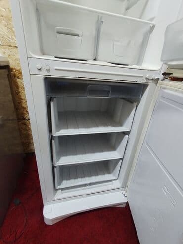 вентиляция домов: Холодильник Indesit, Б/у, Двухкамерный, De frost (капельный), 60 * 195 * 60 — 6