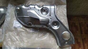 стенд для чистки дизельных форсунок: Коллектор Nissan Новый, Оригинал, Япония — 1