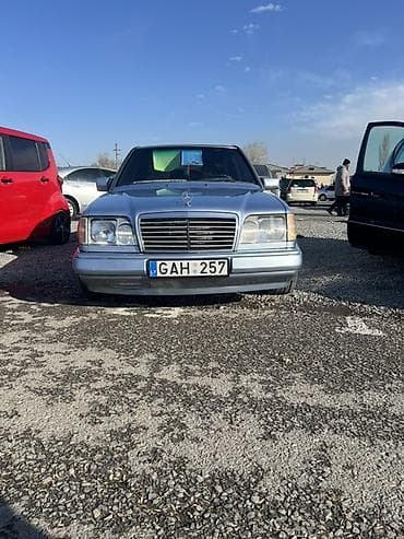 стекло оптом: Mercedes-Benz W124: 1993 г., 2.2 л, Автомат, Седан — 7