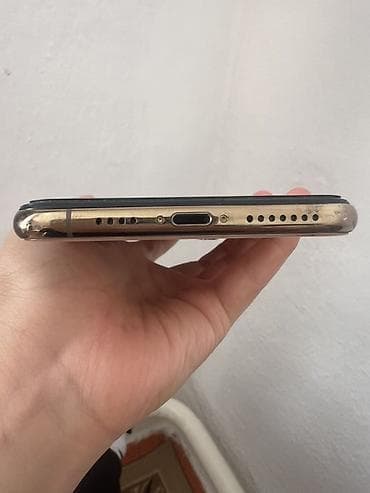 amazon oasis: IPhone Xs Max, Б/у, 64 ГБ, Золотой, Чехол, 80 % — 3