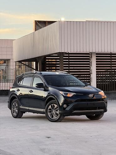продаю toyota rav4: Toyota RAV4: 2018 г., 2.5 л, Автомат, Гибрид, Кроссовер — 1