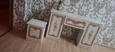 кровать новые: Продаю 2х спальную кровать 2х1,8 две тумбочки прикроватные зеркала — 2