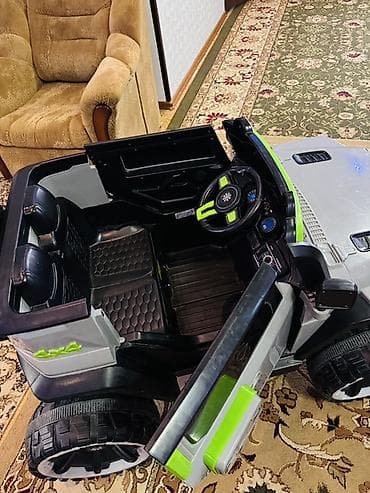 детские машины на аккумуляторе с пультом бишкек: Детский электрокар, Б/у — 2