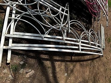 4 pot: Заборы металлические, 2 вида. Есть тяжелый забор с Толстого металла — 3