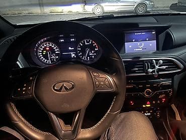 Продажа авто: Infiniti : 2017 г., 2 л, Хэтчбэк — 3