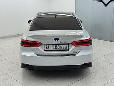 Продажа авто: Toyota Camry: 2019 г., 2.5 л, Вариатор, Гибрид, Седан — 1