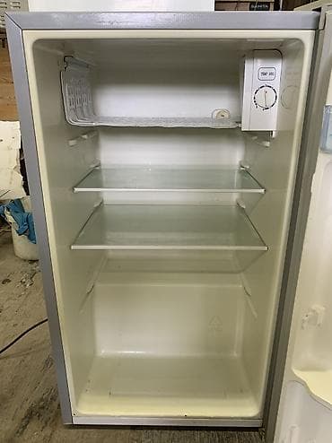 холодильник буш: ❄️ Холодильник маленький. 👍 Полностью рабочий. Качественный — 3