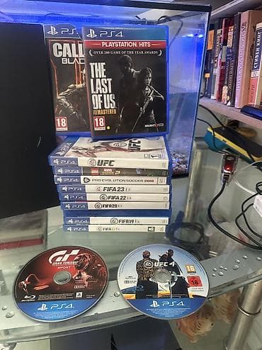 продажа playstation 4: Продаю PS4 pro Супер набор 4 оригинальных джойстика+13 топовых игр — 2