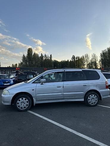 Honda Odyssey: 2001 г., 2.3 л, Автомат, Бензин, Минивэн — 2