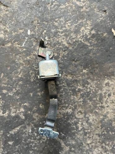 тайота лимер: Toyota 4Runner ограничитель двери, Тойота 4Раннер дверной — 2