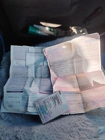 kia ceet: Renault 19 : 1999 г., 1.4 л, Ручные, Бензин, Седан — 5