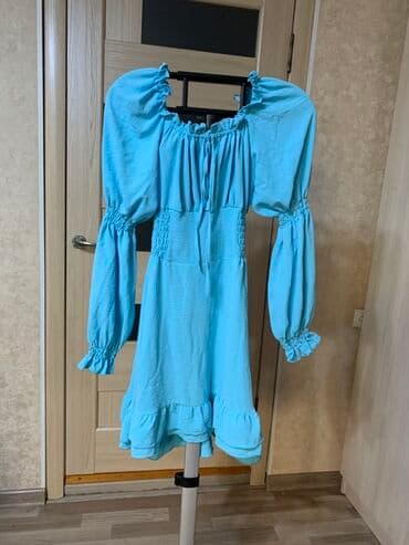 праздничные платья больших размеров: Женские платья, несколько моделей и цветов. 1) Черное платье с — 4