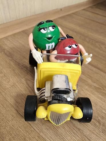 мерч: Игрушка M&M’s Hot Rod — коллекционная фигурка-машинка - Яркий — 1