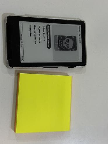 google pixel pro: Миниатюрная электронная книга - Xteink X4 -Она крепится к задней — 2