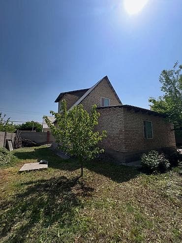 Продаётся кирпичный дом с приусадебным участком. - Материал стен