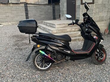 купить электрический скутер: Макси-скутер Yamaha, 175 куб. см, Бензин — 8