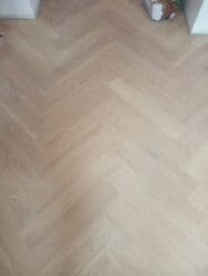 пол б у: Ложим ламинат,-300сом Кварц винил -450сом Линолеум -150сом Наливной — 13