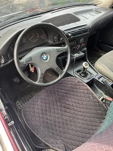 Продажа авто: BMW 5 series: 1991 г., Механика — 6