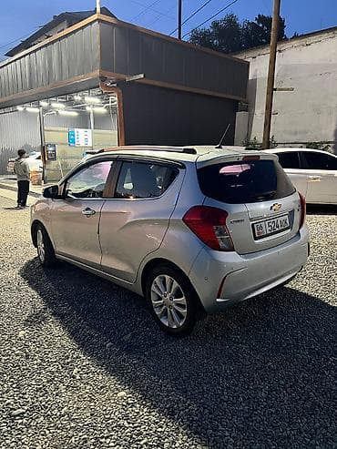 клима: Chevrolet Spark: 2016 г., Автомат, Хэтчбэк — 4
