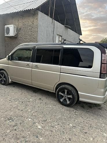 наклейки на машине: Honda Stepwgn: 2003 г., 2 л, Автомат, Газ, Минивэн — 4