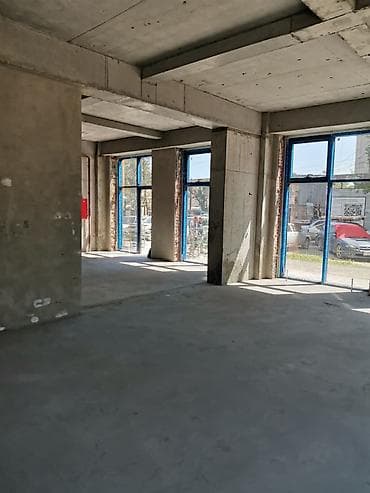 Аренда офисов, 150 м², В жилом комплексе, 1 линия, С отдельным входом, С отдельным сан узлом