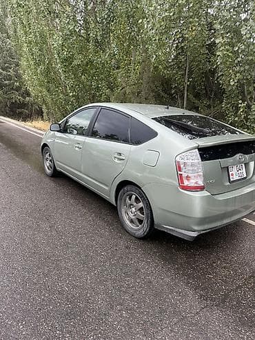 2007: Toyota Prius: 2007 г., 1.5 л, Гибрид, Хэтчбэк — 5