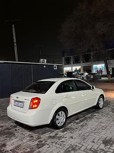 r16 4100: Daewoo Gentra: 2014 г., 1.6 л, Ручные, Газ — 2