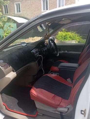 срочно продаю в связи с переездом: Nissan R Nessa: 2000 г., 2 л, Автомат, Бензин, Вэн/Минивэн — 5