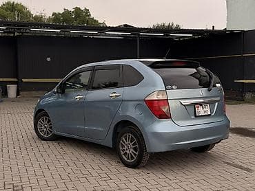 евакуатор ош: Honda Edix: 2004 г., 1.7 л, Автомат, Бензин — 3