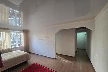 Недвижимость: 1 комната, 32 м², Золотой квадрат 104 серия, 2 этаж — 5