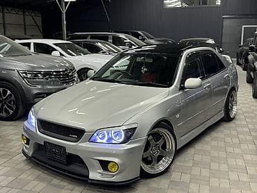 Toyota Altezza: 2002 г., 2 л, Автомат, Бензин, Седан