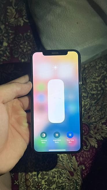 IPhone Xs, Б/у, 256 ГБ, Серебристый — 3