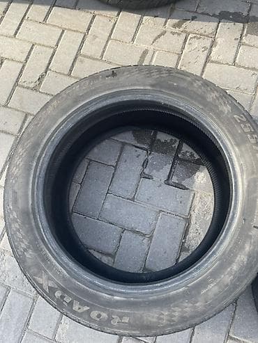20: Продаю летнюю шину RoadX 2 штуки (символы на боковине RXMOTION) — 1