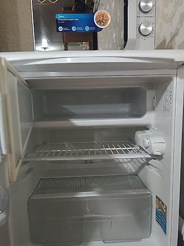 Ашкана плиталары жана мештер: Муздаткыч Indesit, Колдонулган, Бир камералуу — 3