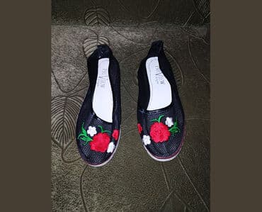 искры для обуви: Продаю новые туфли размер 36,сетчатые,с фабричной — 3