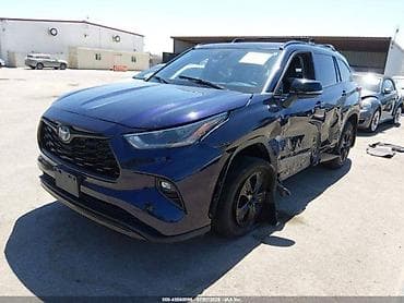 low ll: Toyota Highlander: 2022 г., 2.5 л, Автомат, Гибрид — 3