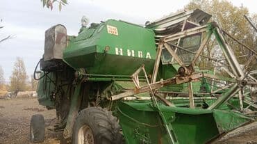 миксеры ош: Зерноуборочный комбайн (заводская зелёная окраска). - Колёсная схема — 5