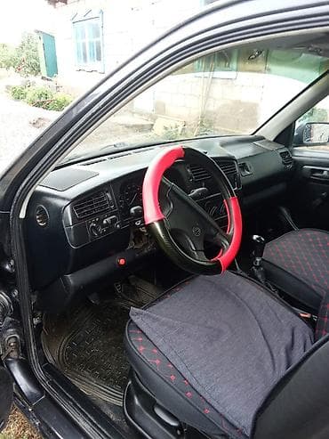 jon deer: Volkswagen Golf: 1993 г., 1.6 л, Хэтчбэк — 5