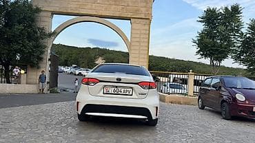 авто гибрид цена: Toyota Corolla: 2020 г., 1.8 л, Автомат, Гибрид, Седан — 3