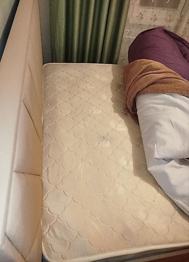 foldable table: Двуспальная кровать с мягким изголовьем + матрас - Размер: 210см — 4