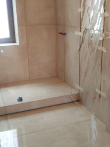 сдам частный дом без хозяина в бишкеке: Подготовка стен для укладки, Подготовка стен для грунтовки, Резка плитки | Керамическая плитка, Керамогранитая плитка, Мозаичная плитка | Вертикальная укладка, Диагональная укладка, Горизонтальная укладка Больше 6 лет опыта — 13