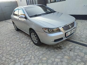 глушитель для нексия: Седан серебристого цвета с тонированными задними стеклами — 8