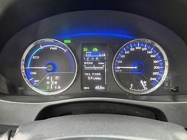 купить гибридный автомобиль: Toyota Corolla: 2019 г., 1.8 л, Вариатор, Гибрид, Седан — 7