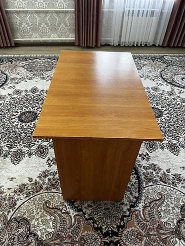 большой компьютер: Компютерный столик из ЛДСП - Материал: ЛДСП с текстурой под дерево — 2